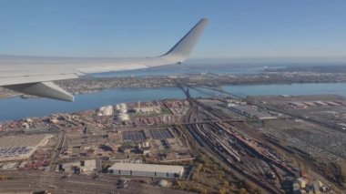 Newark New Jersey 'den kalkıp New York City Manhattan' a bakın.