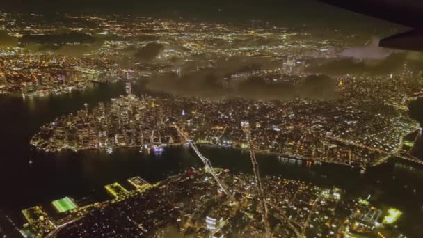 Пролетая Ночью Над Манхэттеном Нью Йорка — стоковое видео