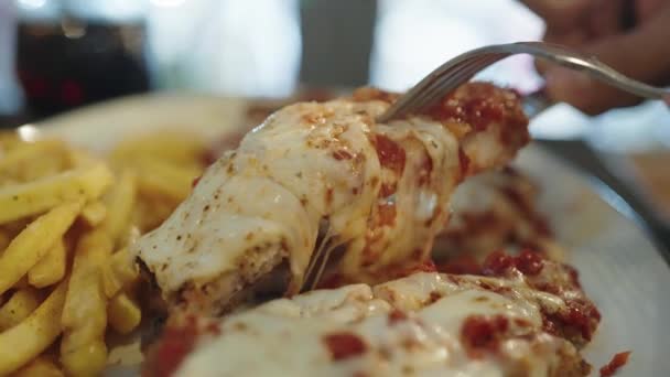 Chicken Breast Parmigiana Topped Melted Mozzarella Cheese Napoli Sauce French — Stock Video