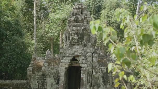 Banteay Kdei East Gate Buddhist Temple Angkor Cambodia — стоковое видео