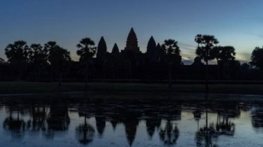 Zaman Hızı Angkor Wat Siem Kamboçya Gündoğumu ve Göl Yüzeyi Yansıması