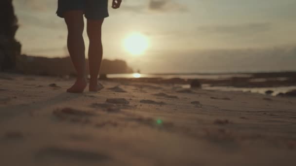 Man Running Walking Beach Sand Barefoot Sunset Slow Motion — 图库视频影像