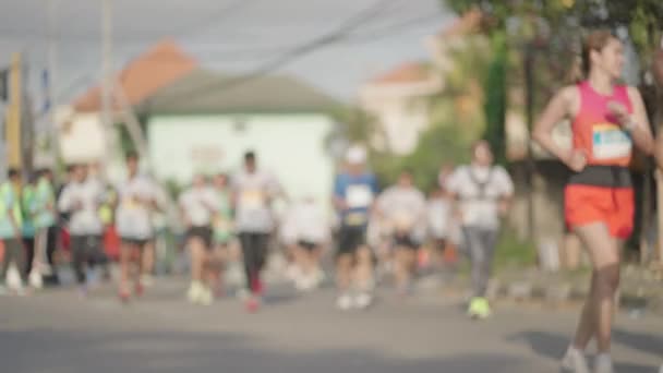 Bali Indonesia Agosto 2023 Miles Corredores Participan Maratón Bali Gianyar — Vídeo de stock