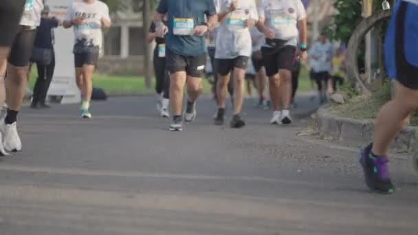 Bali Indonesia Agosto 2023 Migliaia Corridori Partecipano Alla Maratona Bali — Video Stock
