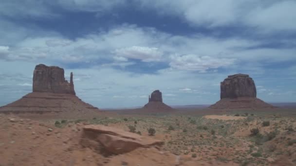 Monument Valley Tyčící Pískovcové Pahorky Kmeni Navajo Arizoně Utah Border — Stock video