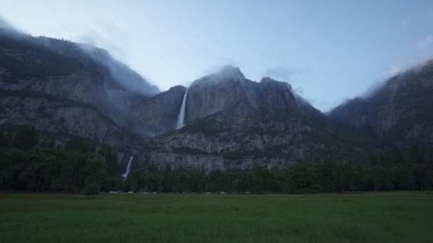 Cook Meadow Loop Con Vista Yosemite Falls Half Dome Sentinel — Video Stock