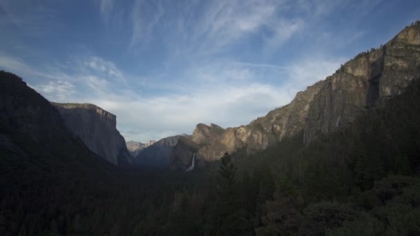 Tunnel View Yosemite National Park Granite Walls Surround Valley View — Stock Video