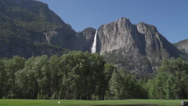 Yosemite Şelalesi Yosemite Ulusal Parkı Nın Yüksek Şelalesi — Stok video
