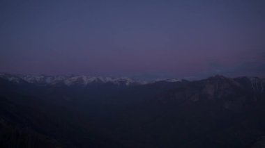 Sequoia Ulusal Parkı - Moro Kayası Büyük Batı Bölgesi 'nin nefes kesici manzarası