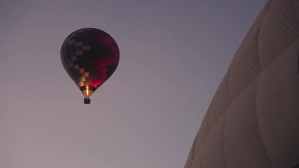Balão Quente Voando Acima Das Pirâmides San Juan Teotihuacan México — Vídeo de Stock