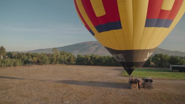Hőlégballon Repülő Felett Piramisok San Juan Teotihuacan Mexikó Sunrise Ride — Stock videók