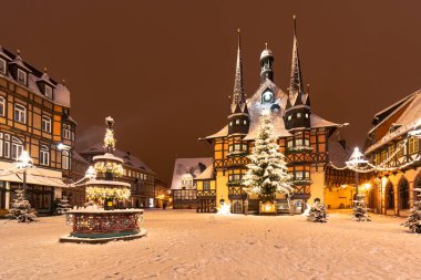 Noel Pazarı Wernigerode Belediye binasında 