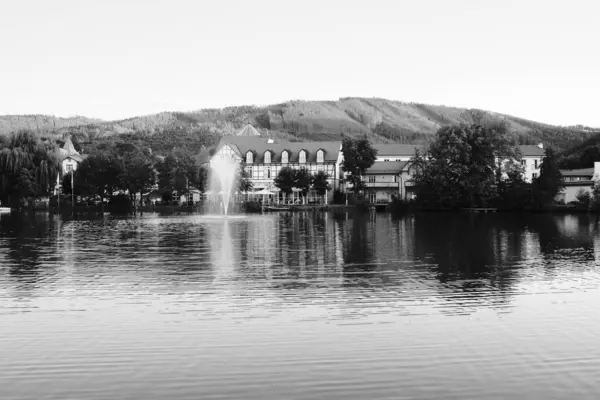 Όμορφη Λίμνη Στην Πόλη Ilsenburg Γερμανία — Φωτογραφία Αρχείου