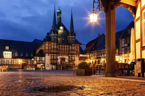 Historischer Europäischer Stadtplatz Bei Nacht — Stockfoto