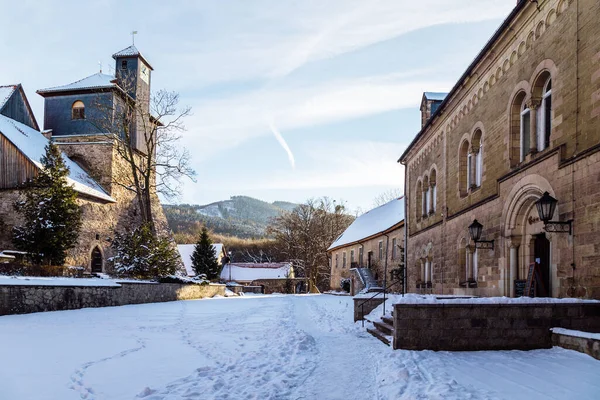 冬の歴史的な建物を持つヨーロッパの都市 — ストック写真