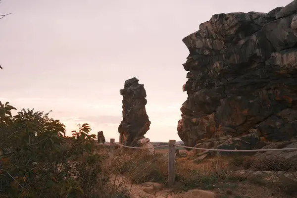 Harz Dağları 'ndaki taş yığınının muhteşem manzarası.                