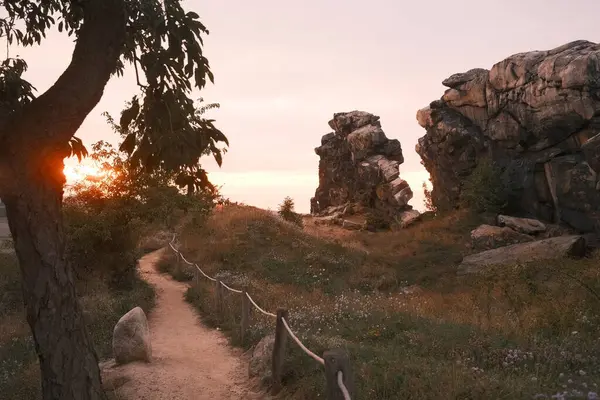 Harz Dağları 'ndaki taş yığınının muhteşem manzarası.                