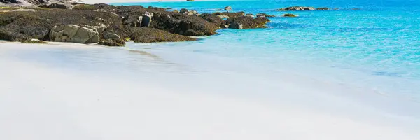 Tranquil Serene Tropical Beach Panorama Turquoise Water Pristine Coastline White — Stock Photo, Image