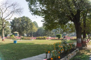 Nepal, Katmandu 'nun merkezindeki Ratna Park' ta, bu şehrin en renkli parklarından biri.,