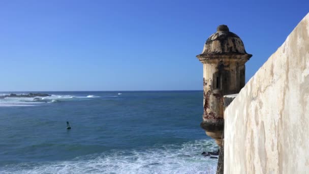 Стена Форта Часового Ящика Над Карибским Морем Разбивается Волны Бартизан — стоковое видео