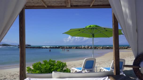 Cabanas Praia Com Vista Para Mar Caribe Relaxe Sombra Praia — Vídeo de Stock
