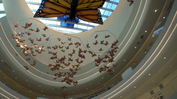 Bloomington Minnesota Kaleidoscope Installazione Sospesa Mall America Christopher Lutter Gardell — Video Stock