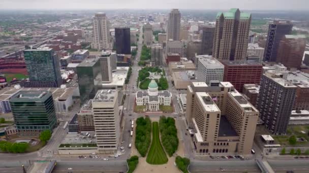 Saint Louis Missouri Vista Topo Porta Arco Antigo Tribunal Luther — Vídeo de Stock