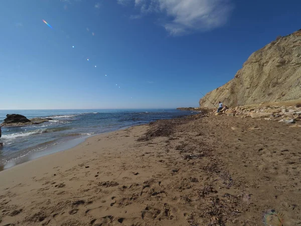 Una Spiaggia Rocciosa Bellissimo Paesaggio Nel Nord Del Portogallo — Foto Stock