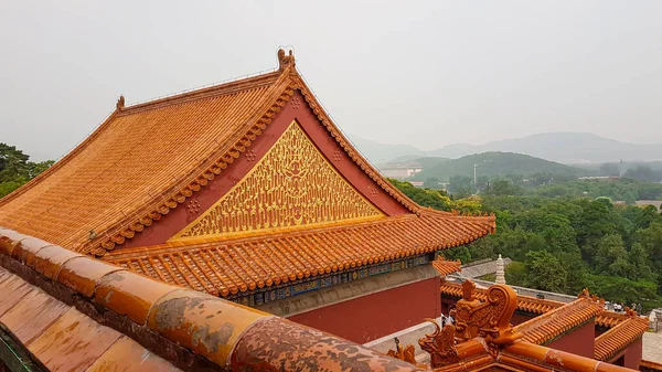 Close Rooftop Pavilion Summer Palace Beijing China Roof Has Orange — ストック写真