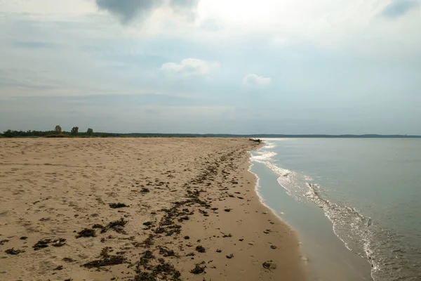 Linia Brzegowa Piaszczystej Plaży Nad Bałtykiem Wyspie Sobieszewo Polska Morze — Zdjęcie stockowe