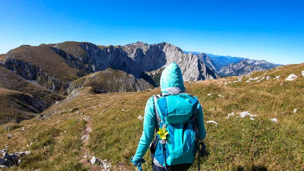 Woman Hiking Backpack Hiking Top Hohe Weichsel Austria Woman Enjoying — Stock fotografie