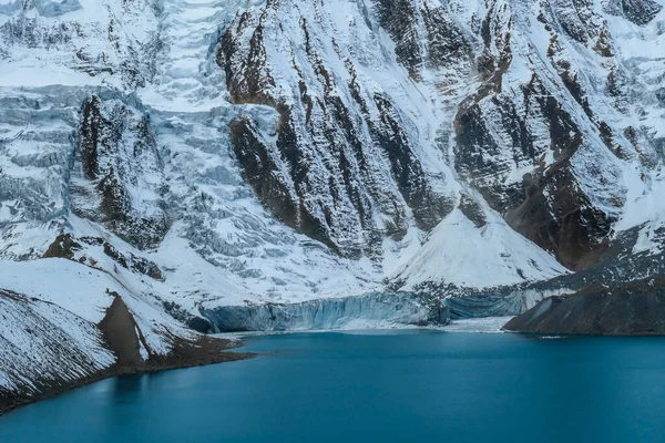 Blisko Widok Turkusowe Jezioro Tilicho Himalajach Region Manang Nepalu Najwyższe — Zdjęcie stockowe