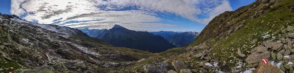 Panoramatický Výhled Rozsáhlé Údolí Výhledem Grossglockner Regionu Heiligenblut Rakousku Údolí — Stock fotografie
