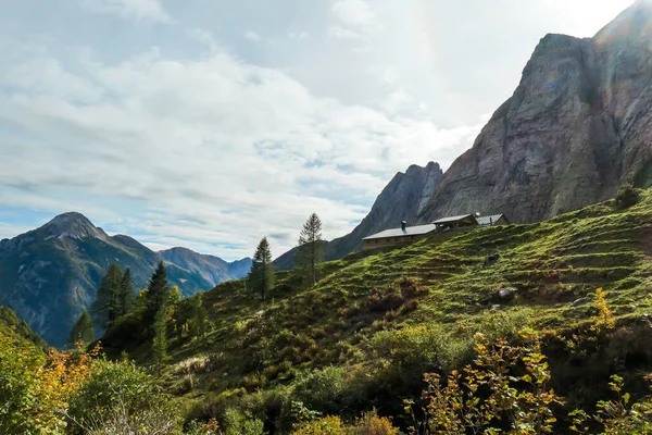 Změna Ročních Období Carnic Alpách Rakousko Italská Hranice Sluneční Paprsky — Stock fotografie