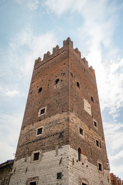Άποψη Του Πύργου Vanga Στο Trento Trentino Alto Adige Ιταλία — Φωτογραφία Αρχείου