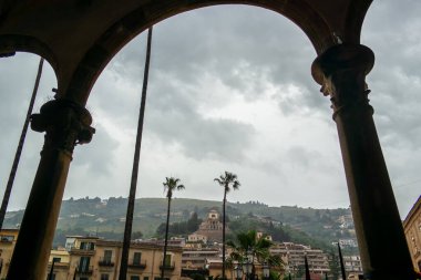 Palermo, Sicilya, İtalya 'daki Monreale katedralinden görüntü