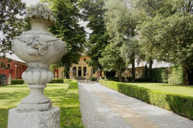 Sant 'Andrea Oltre il Muson' daki Villa Chiminelli 'ye bakın. 16 Haziran 2024, Sant 'Andrea Oltre il Muson, Treviso, İtalya
