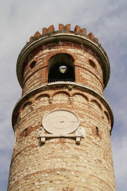 Romano di Ezzelino, Vicenza, İtalya 'daki Ezzelina Kulesi manzarası