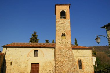 Arqua Petrarca, Padua, İtalya 'da bir ortaçağ kulesi manzarası