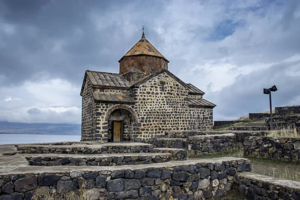 Monastery Complex Dramatic Spring Sky Photo Ancient Church Lake Sevan — Stock Photo, Image
