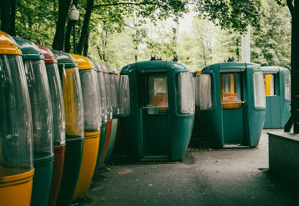 Vehículo Funicular Abandonado Durante Guerra Central Park Kharkiv Ucrania Escena —  Fotos de Stock
