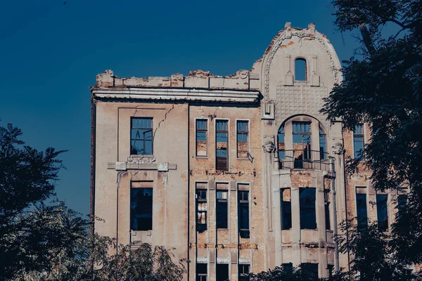 Ruïneerde Muren Ramen Oude Architectuur Foto Prachtige Stadsfotografie Straatscene Hoge — Stockfoto