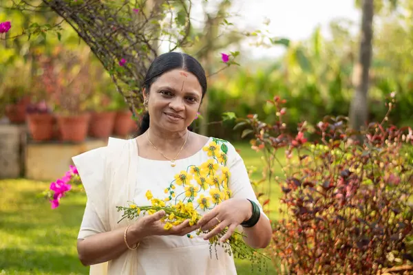 stock image A Picture of middle aged malayali woman wearing a traditional kerala clothing