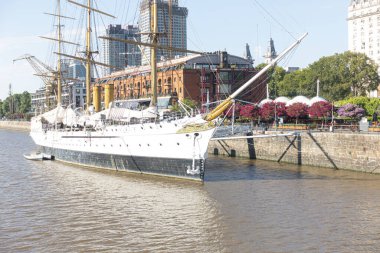 Antrenman gemisi Sarmiento, Puerto Madero, Buenos Aires, Arjantin 