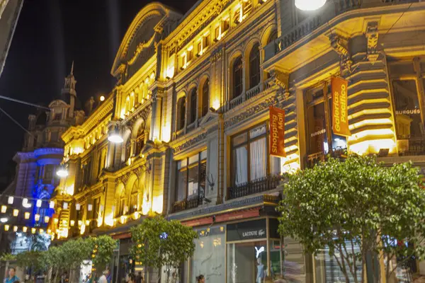 Galerias Pacifico alışveriş merkezi, cephe, gece, Buenos Aires, Arjantin 