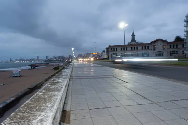 Geceleri Mar del Plata Şehir Manzarası