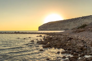 Cypru, Zapallo Körfezi sahilinde güzel bir gün batımı.