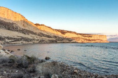 Cypru, Zapallo Körfezi sahilinde güzel bir gün batımı.