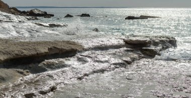 Kıbrıs 'ta sakin mevsim boyunca Zapallo plajı