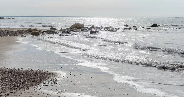 Kıbrıs 'ta sakin mevsim boyunca Zapallo plajı